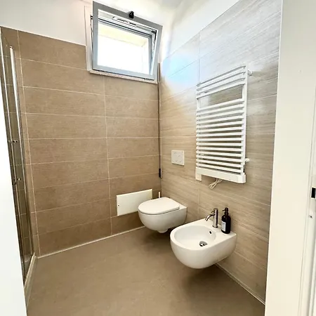 Aptments3 - Real Estate Solutions * אולביה