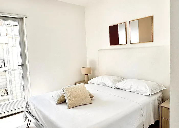 Apartment Aptments3 - Real Estate Solutions