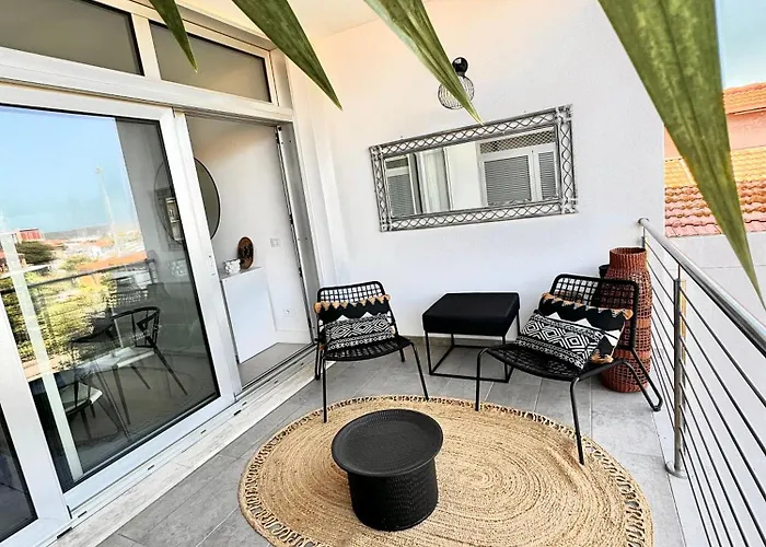 Aptments3 - Real Estate Solutions Апартаменты Ольбия